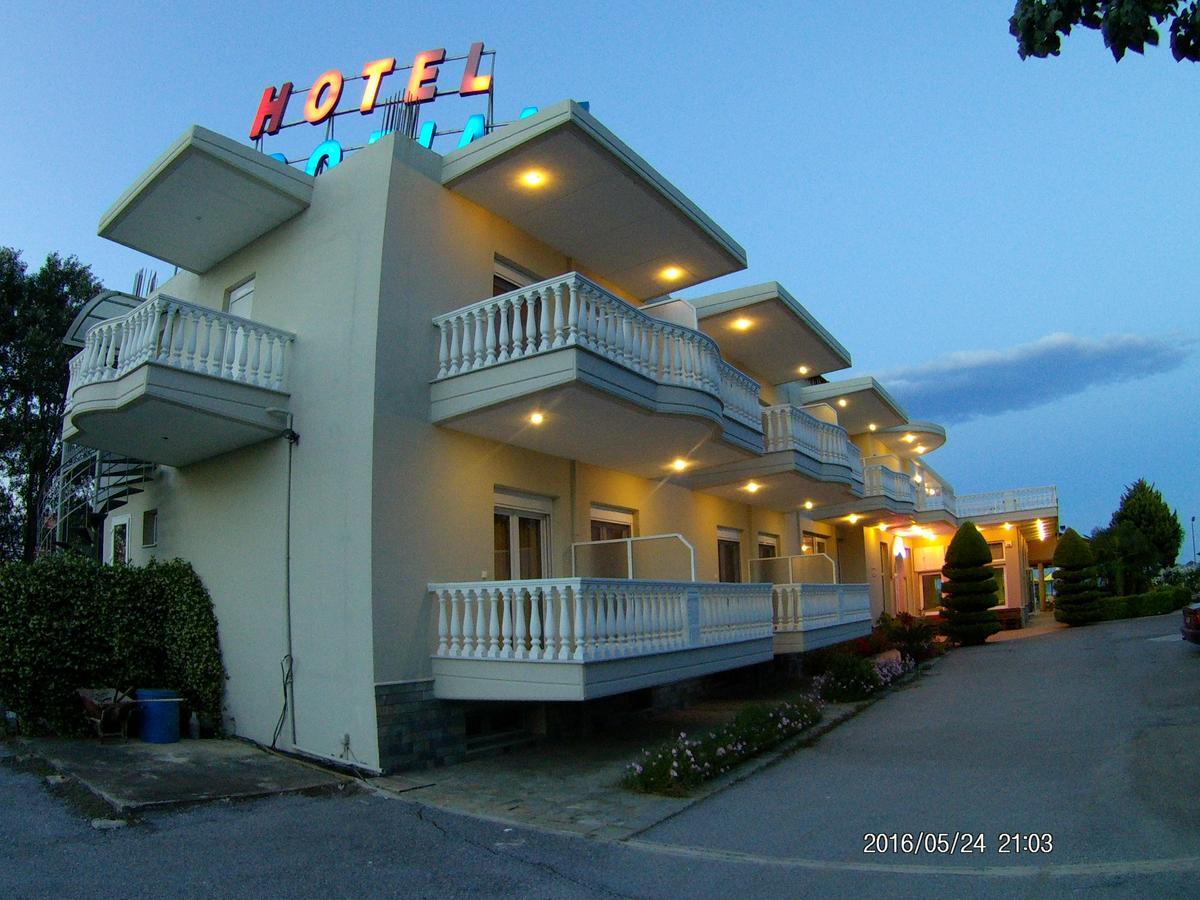 Hotel Akrogiali Корінос Екстер'єр фото