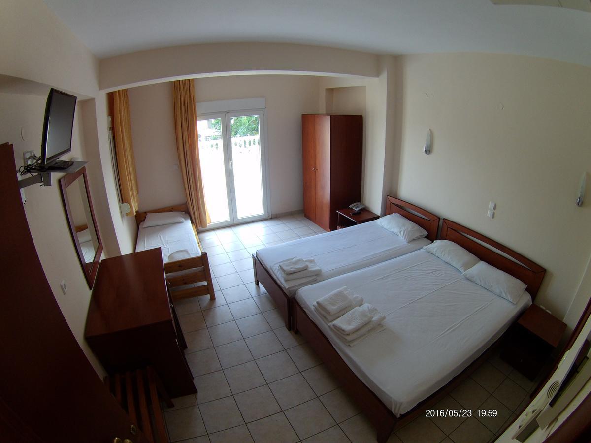 Hotel Akrogiali Корінос Екстер'єр фото
